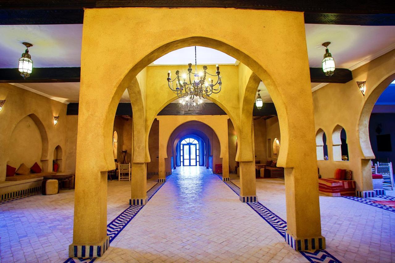 Riadsuerteloca Merzouga Hassilabied 외부 사진 The interior of the hotel