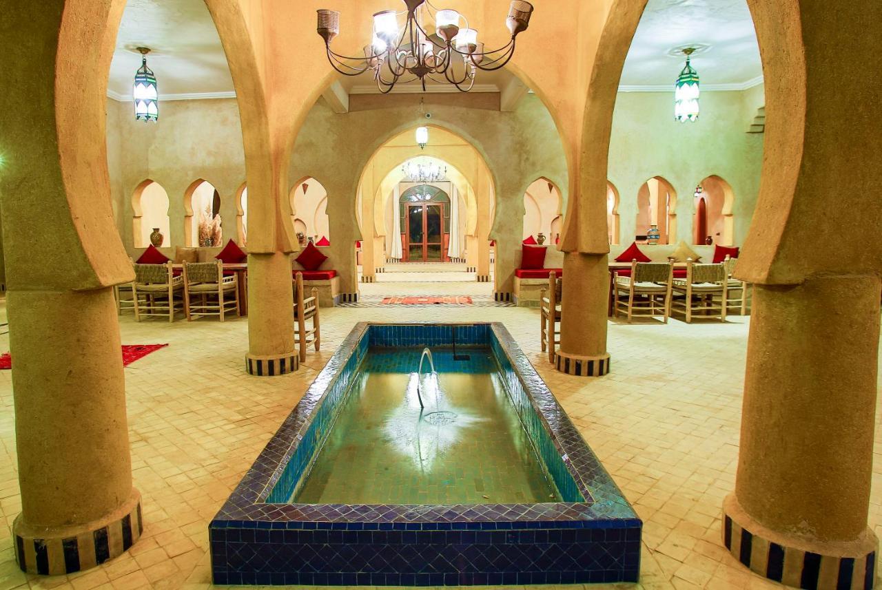 Riadsuerteloca Merzouga Hassilabied 외부 사진 The interior of the hotel