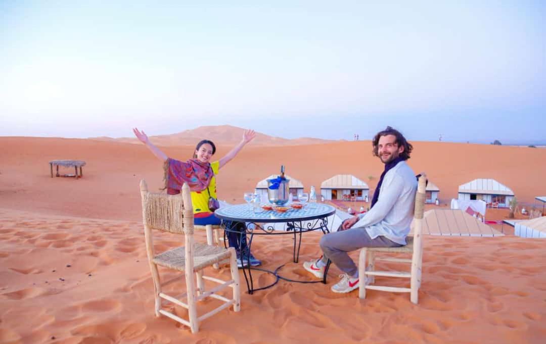 Riadsuerteloca Merzouga Hassilabied 외부 사진